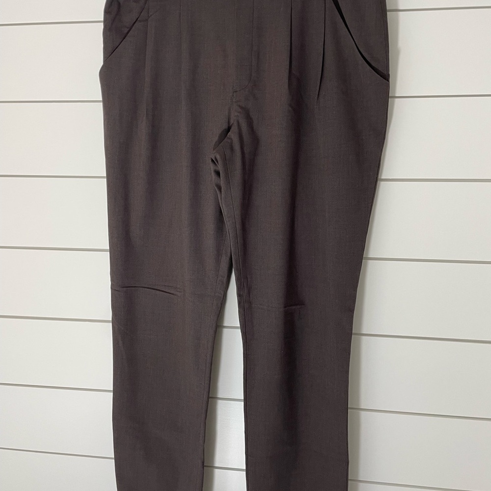 Uniqlo Women’s Ankle Dress Pant Brown Heather size Large 30-32 elastic waist